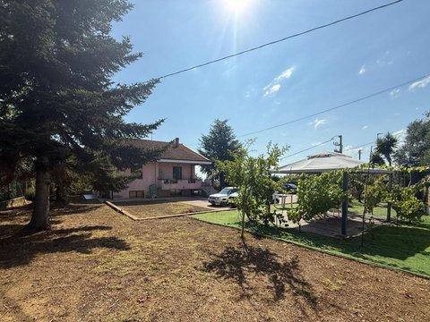 Villa a Montesilvano Colle-Via Alcide de Gasperi, Montesilvano