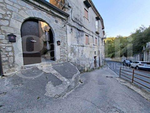 Casa indipendente in Via Chiesa, s.n.c, Teano