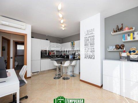 Trilocale in Via Gian Giacomo Trivulzio, Melzo