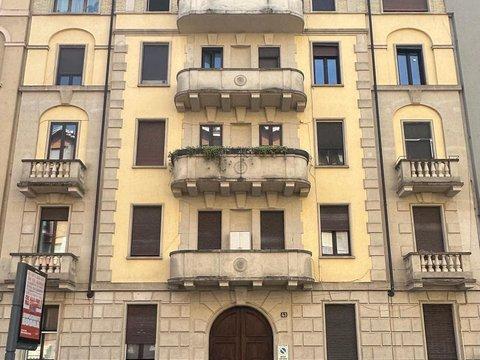 Trilocale in Via Leone Tolstoi, 43, Lorenteggio - Giambellino, Milano