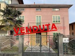 Casa indipendente in Corso Italia, Osio Sotto