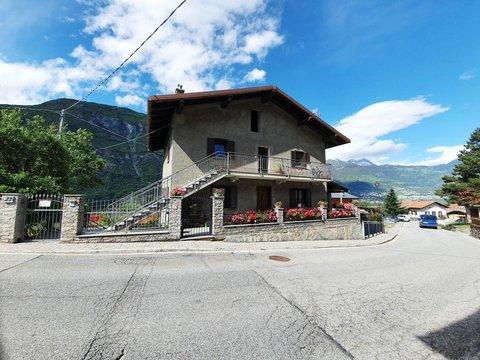 Trilocale in Frazione Banchet, 22, Pontey