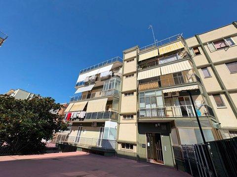 Trilocale in Via Giuseppe di Vittorio, 3 a, Molfetta
