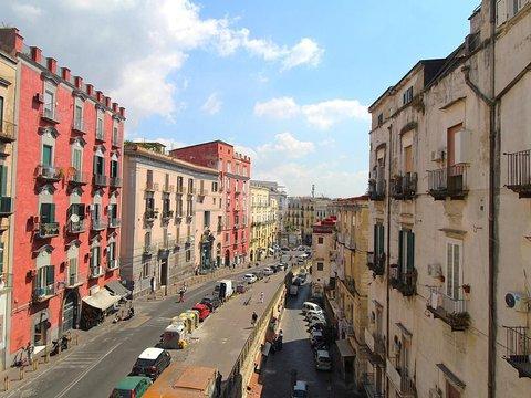 Appartamento in Via Gesù e Maria, 23, Montesanto-Quartieri Spagnoli, Napoli