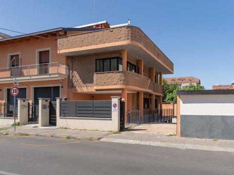 Casa indipendente in Via Vittorio Alfieri, 20, Grugliasco