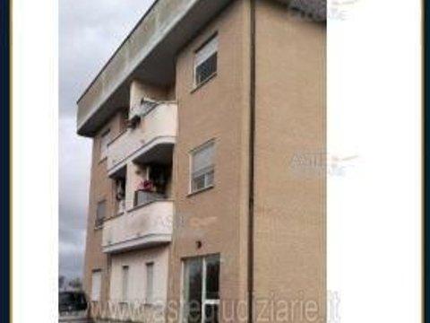 Appartamento in Via della Speranza, 46, Sezze