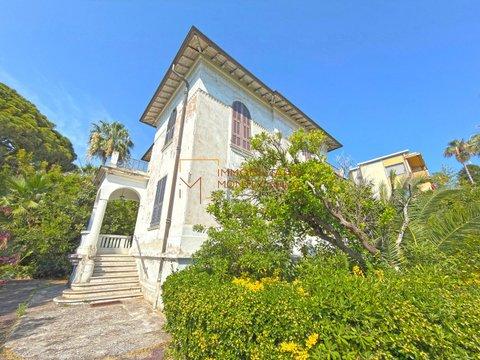 Casa indipendente in Via dei Giardini, 2, Centro, Bordighera