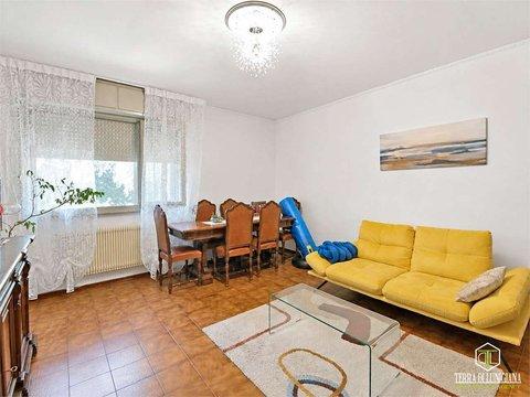 Appartamento in Via Manfredo Giuliani s.n.c, Centro, Pontremoli