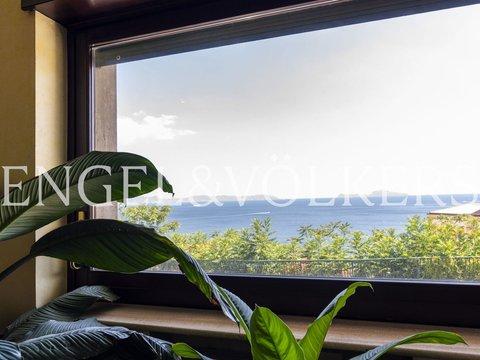Appartamento in via Orazio, 29, Posillipo, Napoli