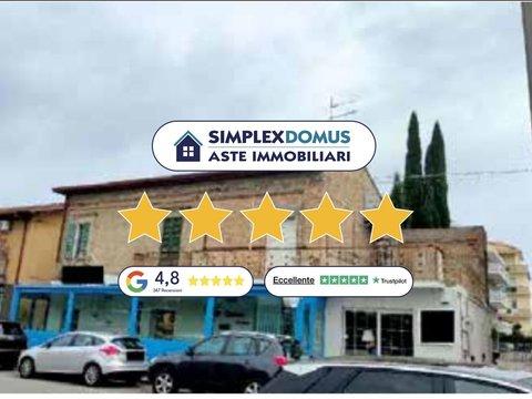 Bilocale in Corso Umberto I, Santa Filomena, Montesilvano