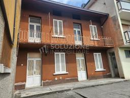 Casa indipendente in Via Carlo Marini s.n.c, Albino