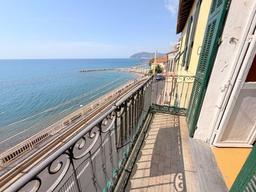 Quadrilocale in Via Aurelia, 52, Cervo