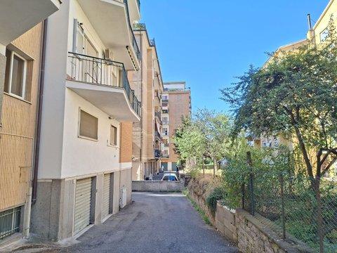 Appartamento in Via Monte Sacro s.n.c, Cappuccini - Murialdo - Barco, Viterbo