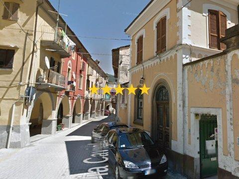 Appartamento in Via Caviglione, Pont Canavese