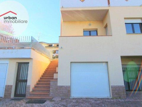 Monolocale in Via Montagnino, Coppito, L'Aquila