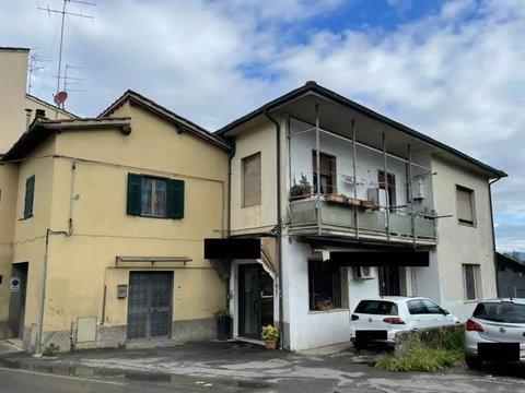 Quadrilocale in Via Livornese, 196, Ponte a Signa - Porto di Mezzo - Brucianesi, Lastra a Signa