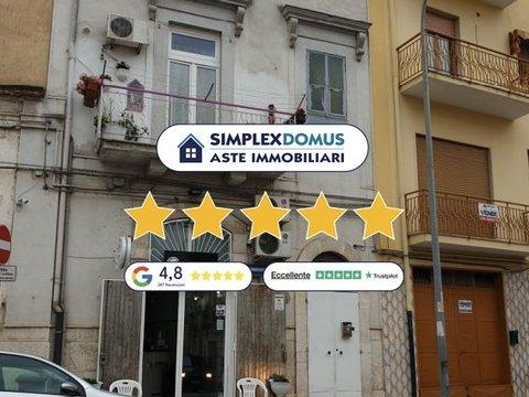Villa in Via Alcide de Gasperi, Canosa di Puglia