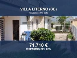 Villetta a schiera in Via delle Dune, 51, Villa Literno