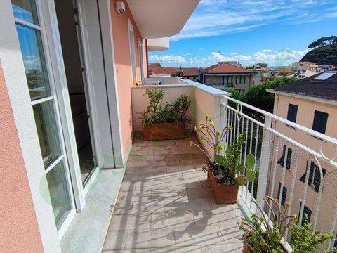 Monolocale in Via Michelino Poggi, 4, Celle Ligure