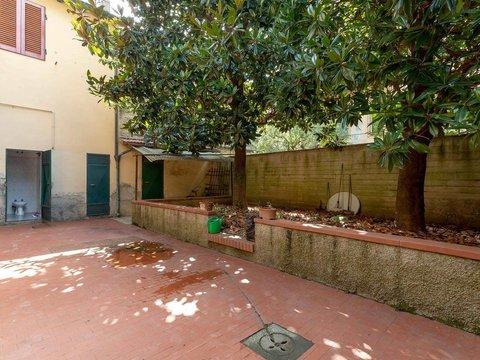 Casa indipendente in Via della Crescia, s.n.c, San Giusto-San Cresci, Campi Bisenzio