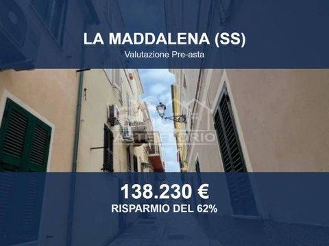 Villa in Via Camillo Benso Conte di Cavour, 15, Centro Storico - Cala Gavetta, La Maddalena