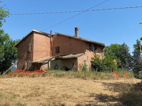 Casa rurale in Viale Giovanni XXIII, Sasso Marconi