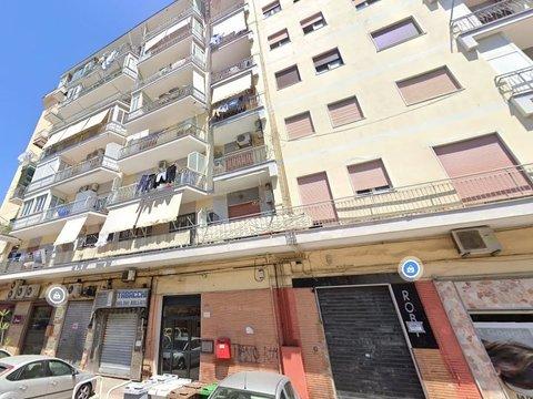 Trilocale in Via Ferrante Imparato, 213, San Giovanni a Teduccio, Napoli