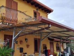 Villa in Via Luigi Fulci, 12, San Pietro - Zona Grazia, Milazzo