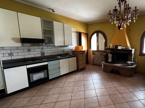 Casa indipendente in Via Pisane Righette, 54, Legnago