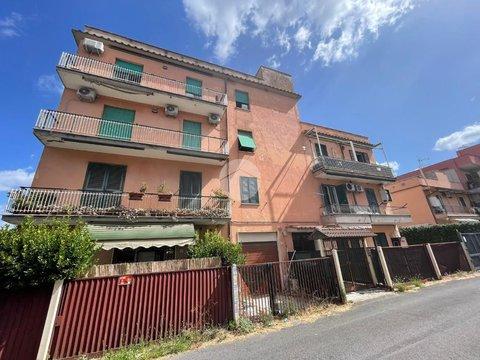 Bilocale in Via Vincenzo Consani, 5, Tor Vergata - Giardinetti, Roma