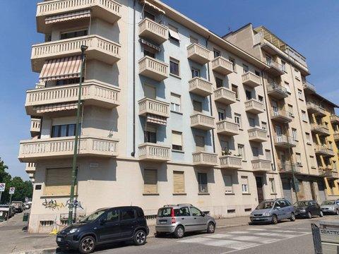 Bilocale in Via Caraglio, 148, Borgo San Paolo, Torino