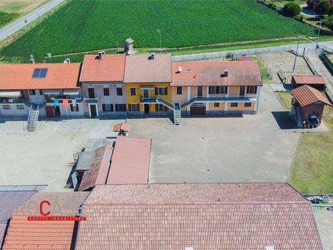 Quadrilocale in Cascina Tetto Cellaro, 55 -57, Poirino