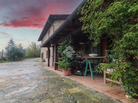 Villa in Sp103, 24, Lerchi - Nuvole, Città di Castello