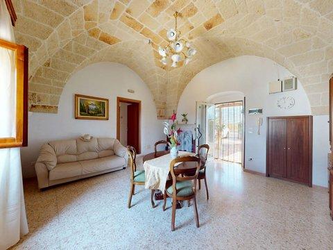 Villa in Strada Statale, 16, Colacurto - Correo - Marcello, Carovigno