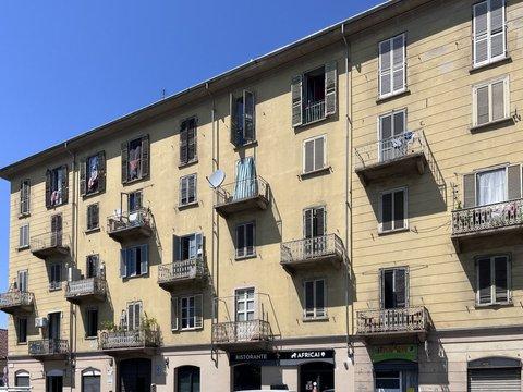 Trilocale in corso Vigevano, Barriera di Milano, Torino