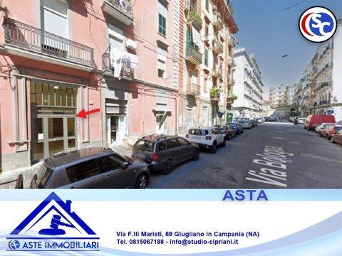 Bilocale in Via Bologna, 33, San Lorenzo, Napoli