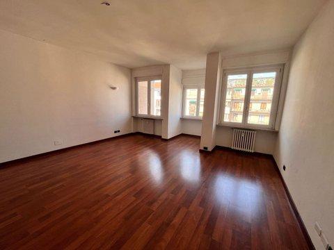 Appartamento in Viale Regina Giovanna, 36, Porta Venezia - Repubblica, Milano
