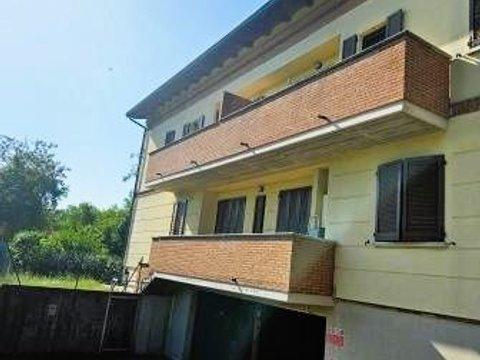 Appartamento su due piani in Strada Statale 9 Via Emilia, Dozza