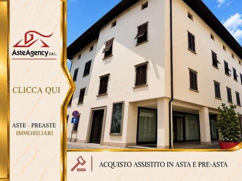 Appartamento in Via Roma, 9, Cles