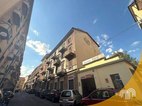 Bilocale in Via Barge, 4, Cenisia, Torino