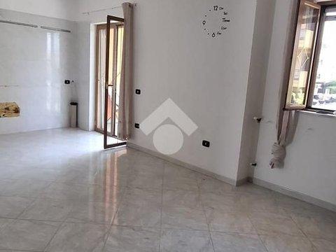 Trilocale in Via Alfonso Cuomo, 10, Nocera Inferiore