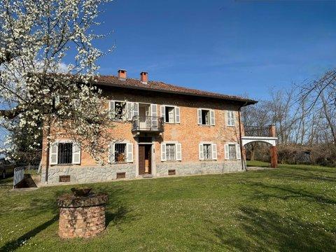Casale/cascina in Via Corte, 62, Rocca d'Arazzo