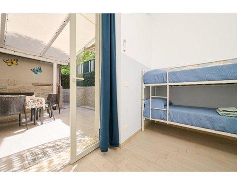 Bilocale in Via Bicocchi, 100, Centro, Follonica