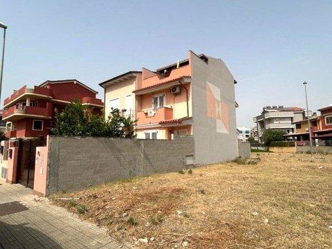 Villetta a schiera in Via del Pino Solitario, Elmas