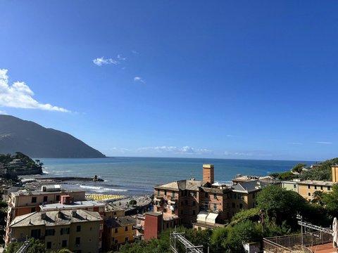 Quadrilocale in Via Montefiorito, Centro - Megli - Liceto, Recco