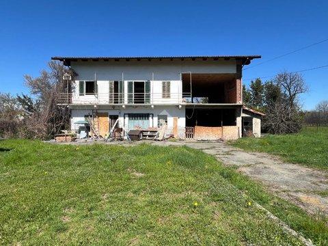 Casa indipendente in Via Gamberi, 41, San Francesco al Campo