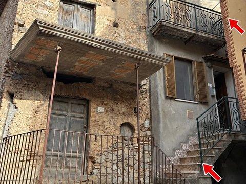Casa indipendente in Via A. Gualtieri, 37, Davoli