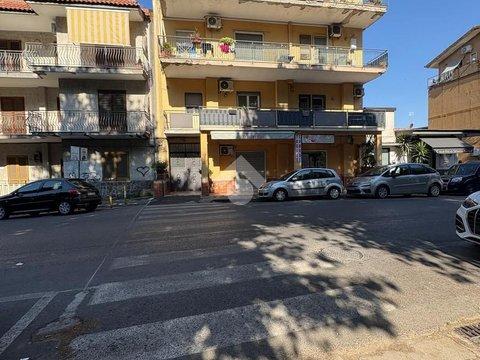 Trilocale in Via Pietra Bianca, 56, Quarto