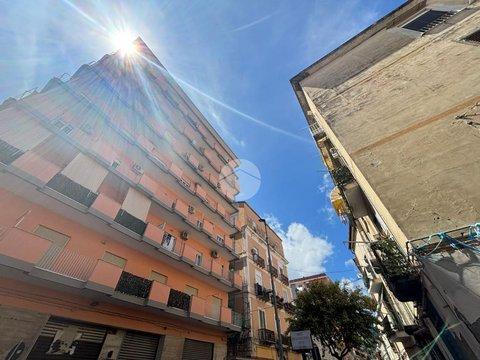 Monolocale in Strada Surripa, 7, Centro Città, Castellammare di Stabia