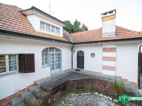 Villa in Via degli Alpini, 3, Baveno